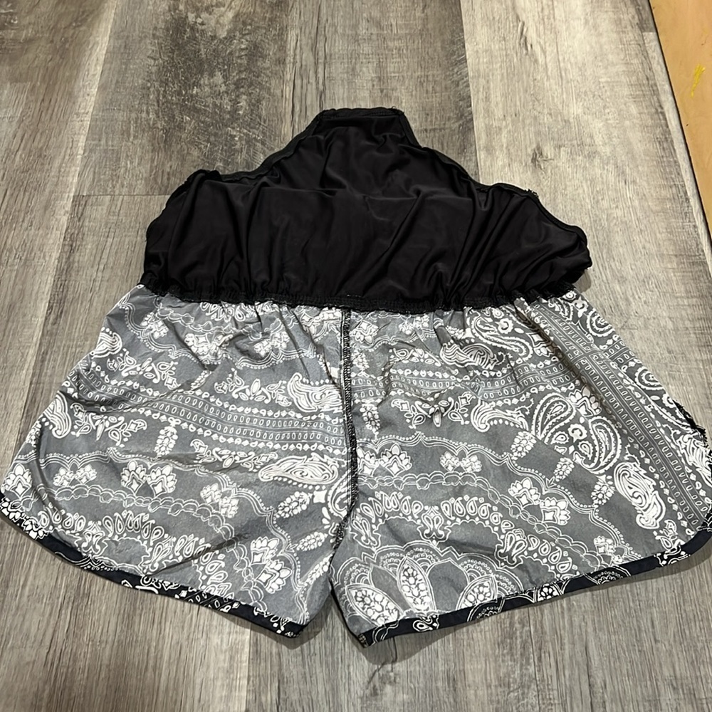 🛍️BOGO FREE FP Movement The Way Home Bandana Print Shorts size Small - Picture 4 of 8